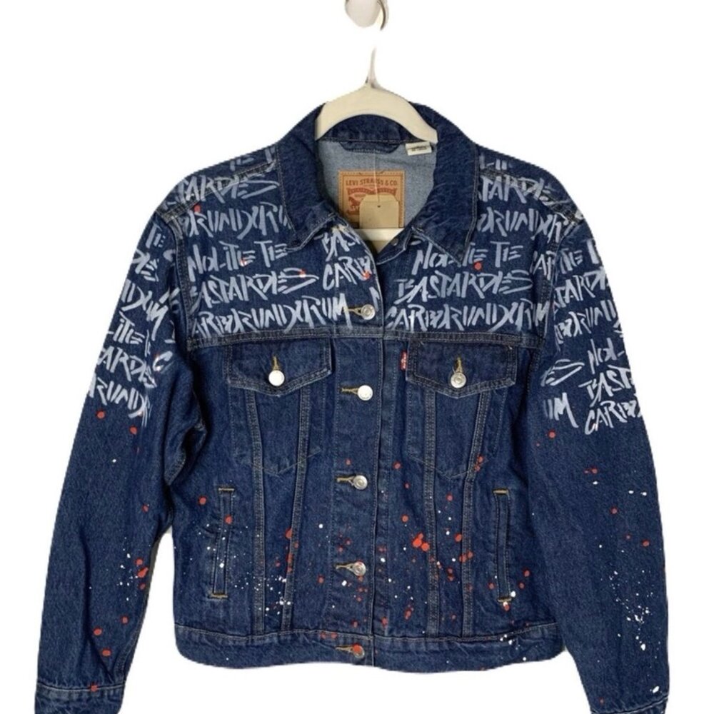 NWT Limited Edition Levi’s X Handmaid’s Tale Small Ex-Boyfriend Trucker Jacket - Picture 11 of 13